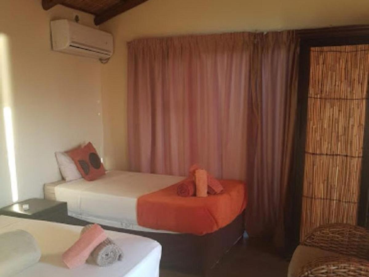 Nghunghwa Lodge Vila Praia Do Bilene Екстериор снимка