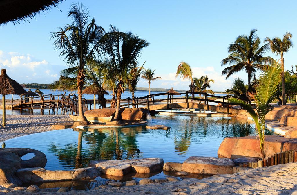 Nghunghwa Lodge Vila Praia Do Bilene Екстериор снимка
